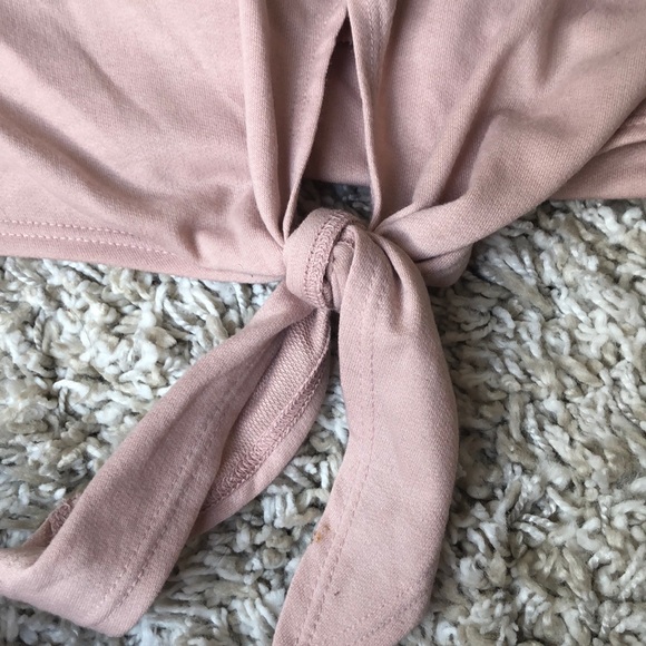 Forever 21 - Picture 2 of 3